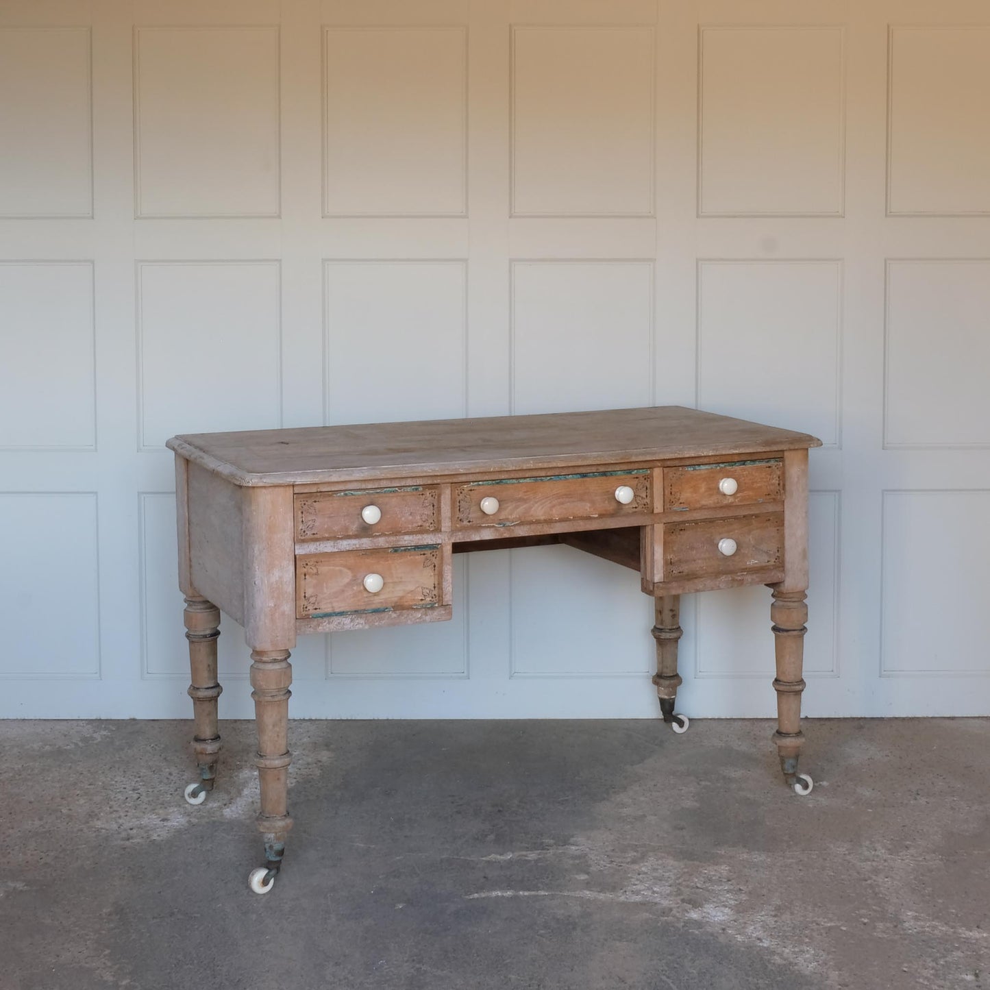 EDWARDIAN PINE DRESSING TABLE