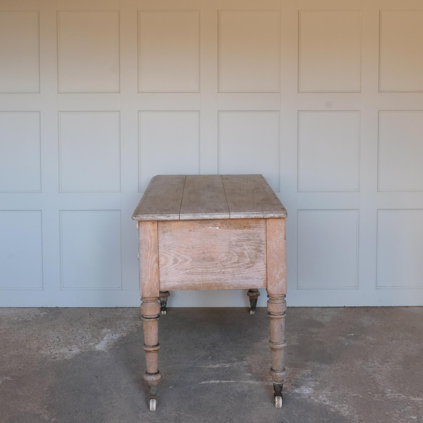 EDWARDIAN PINE DRESSING TABLE