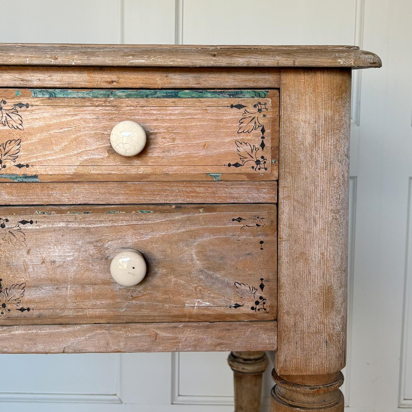 EDWARDIAN PINE DRESSING TABLE