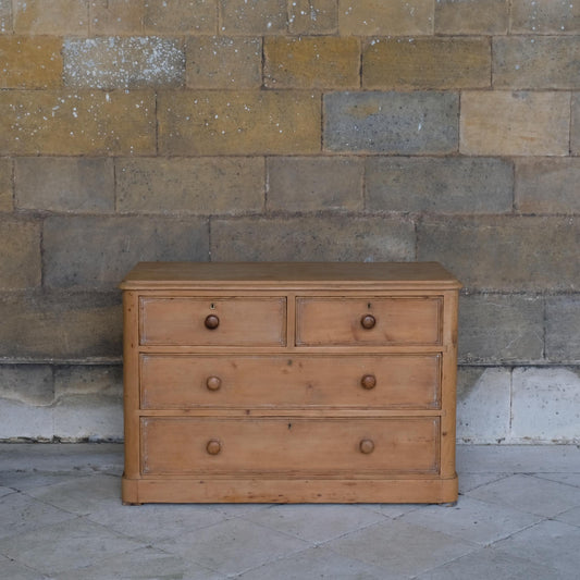 VICTORIAN PINE CHEST OF DRAWERS