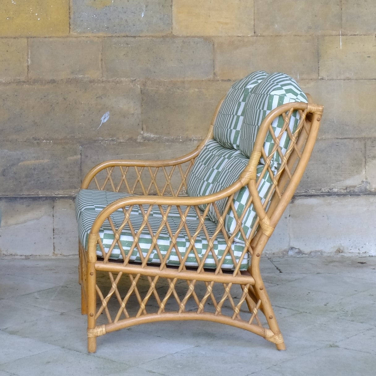 1970S VINTAGE BAMBOO CANE SOFA